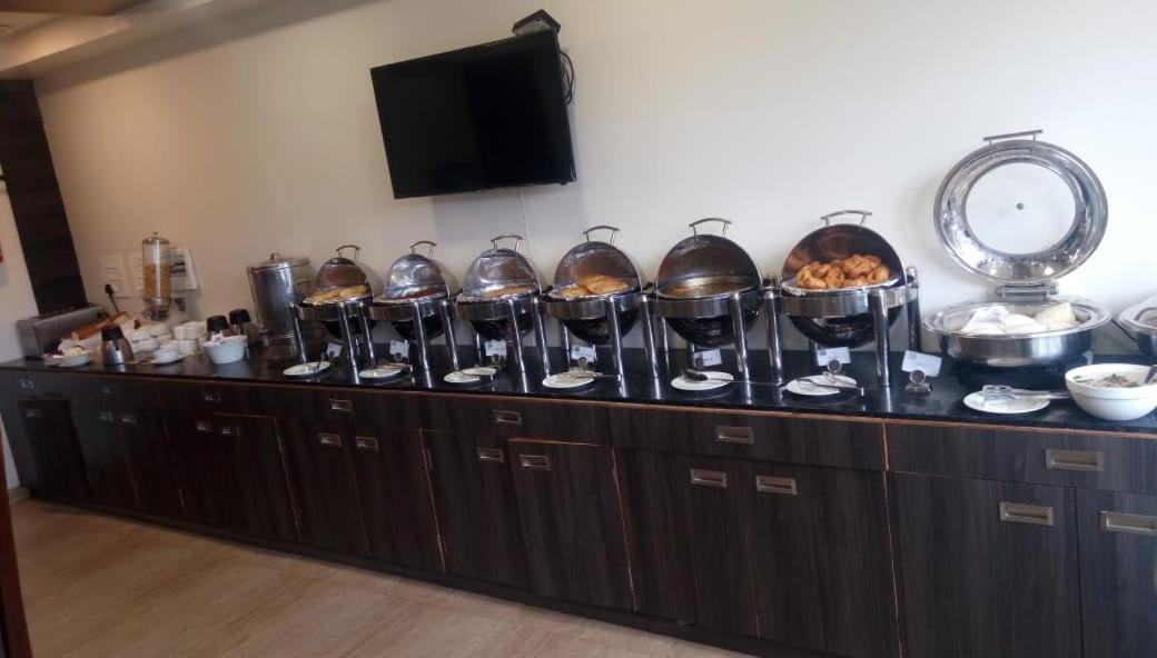 Clarks Inn Hampi Kamalapur Ngoại thất bức ảnh